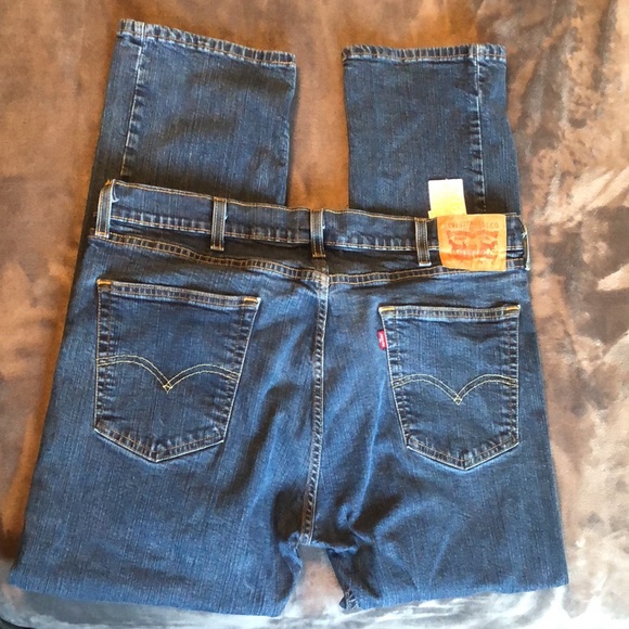 Levi’s 505 Medium Wash 38x30 - Picture 2 of 4